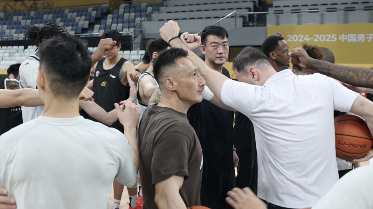 队员积极备战，决定进军决赛