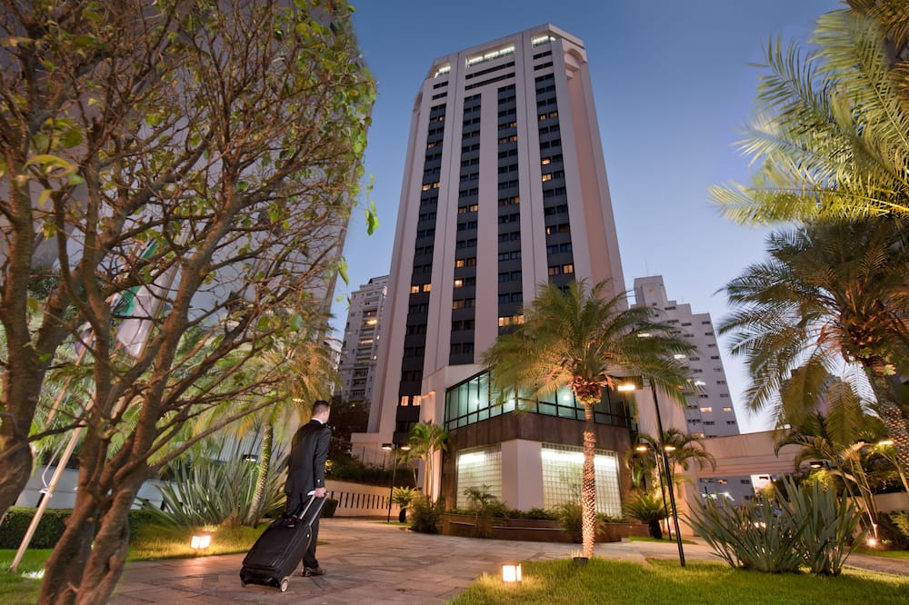 NS险胜C9,Canyon成为全场焦点全球总决赛2:1(首尔) NS险胜C9,Canyon成为全场焦点全球总决赛2:1(首尔)