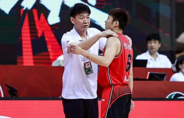 包含广东男篮主教练言语振奋,球队欲冲击冠军的词条 包含广东男篮主教练言语振奋,球队欲冲击冠军的词条