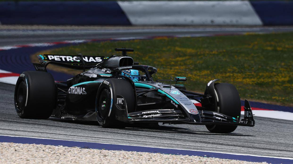 阿斯顿马丁力克迈凯伦，维斯塔潘关键制胜的简单介绍