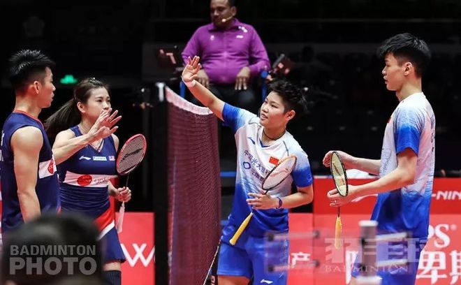 丹麦队碾压法国队,黄鸭组合高光表现 丹麦队碾压法国队,黄鸭组合高光表现