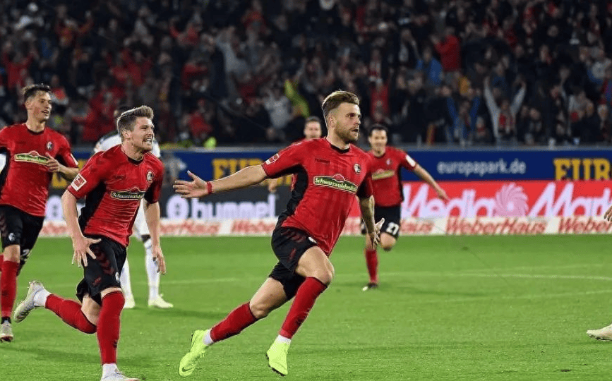 胜负难分！多特蒙德对决弗赖堡