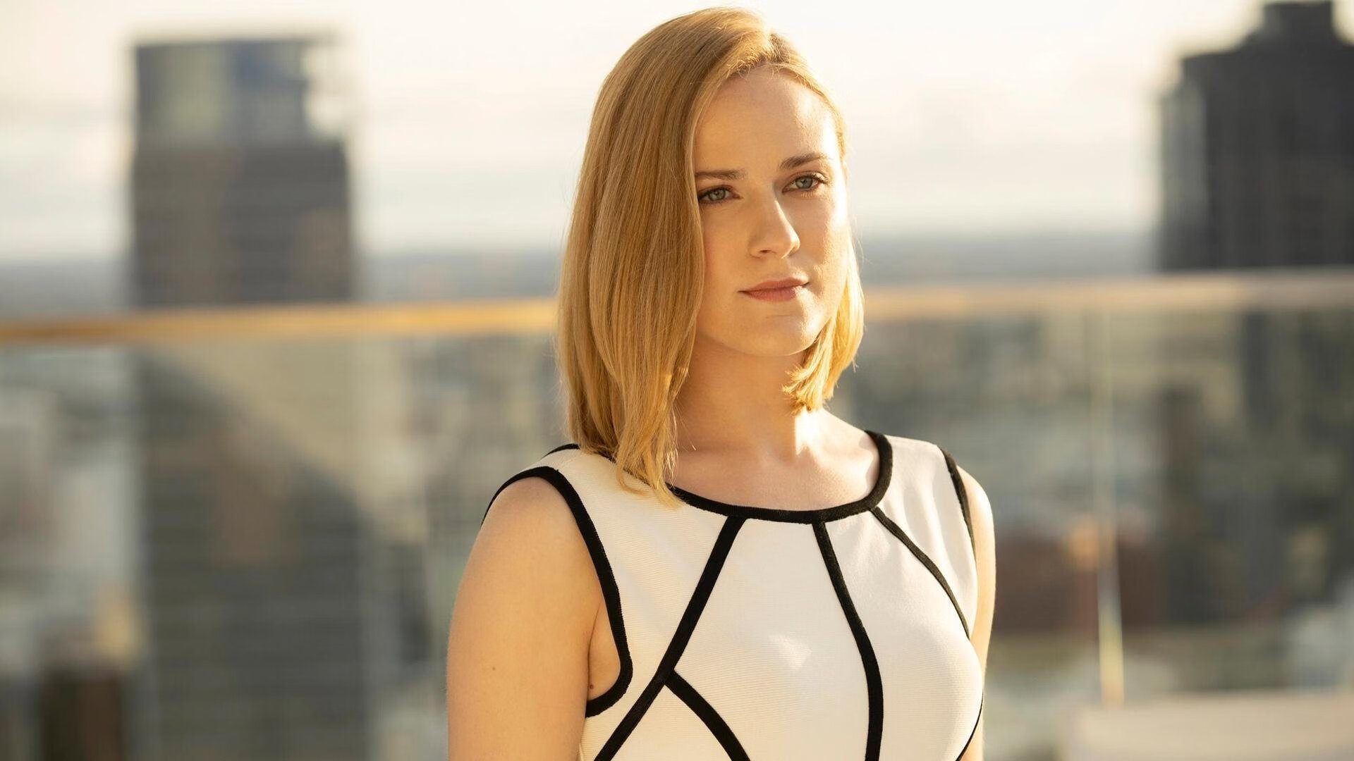 铁闸变尖刀！卡塞米罗攻克墨西哥，波兰战术新秩序