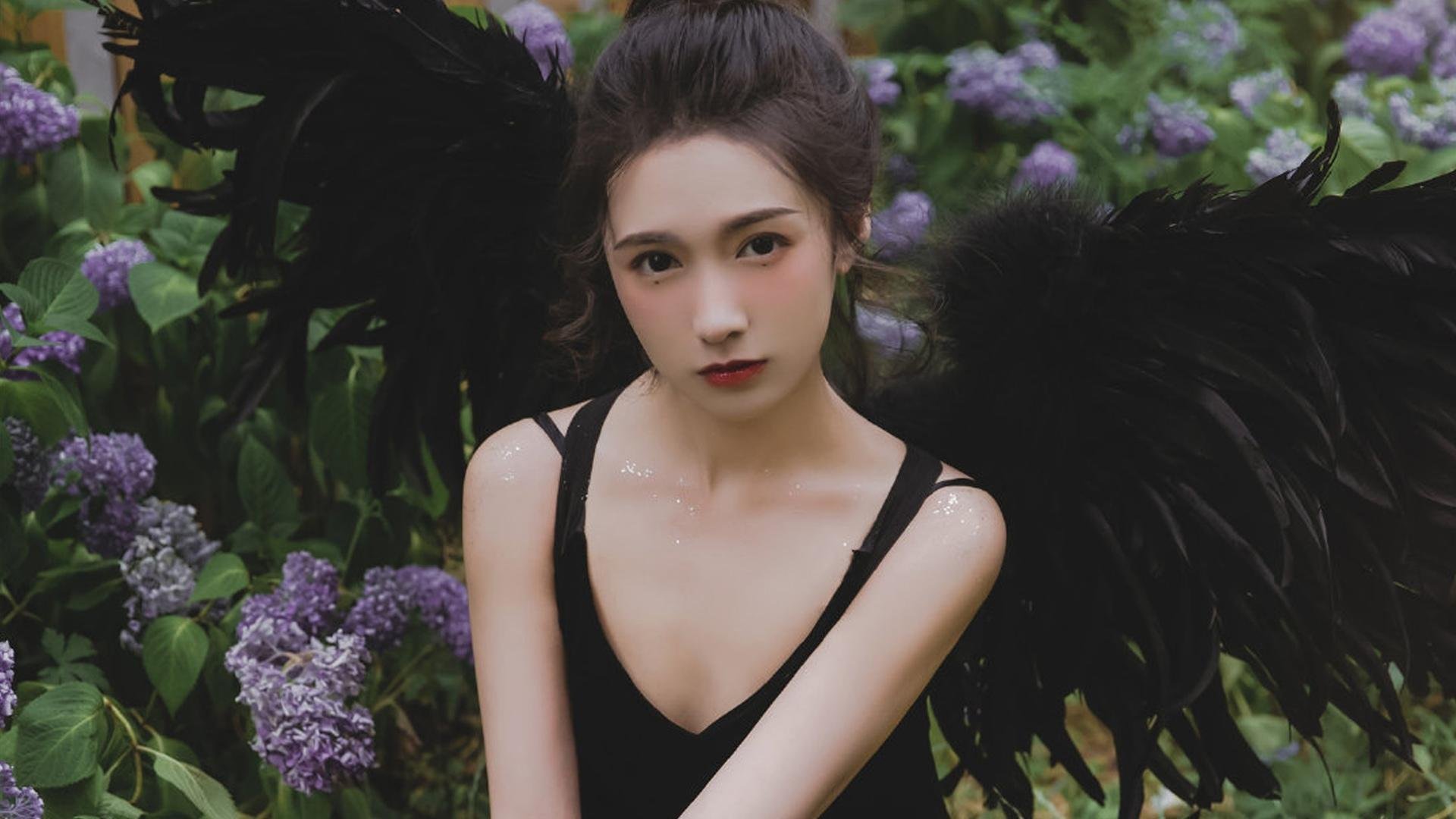 洛城老炮导演惊天逆转,蜂王新翼振翅生涯之夜