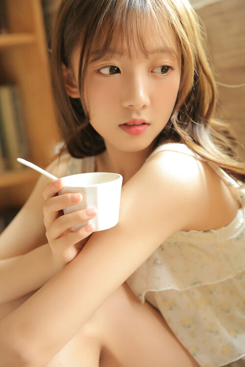 总决赛惊现跨界对决，快船狂胜深圳队，篮球世界瞩目